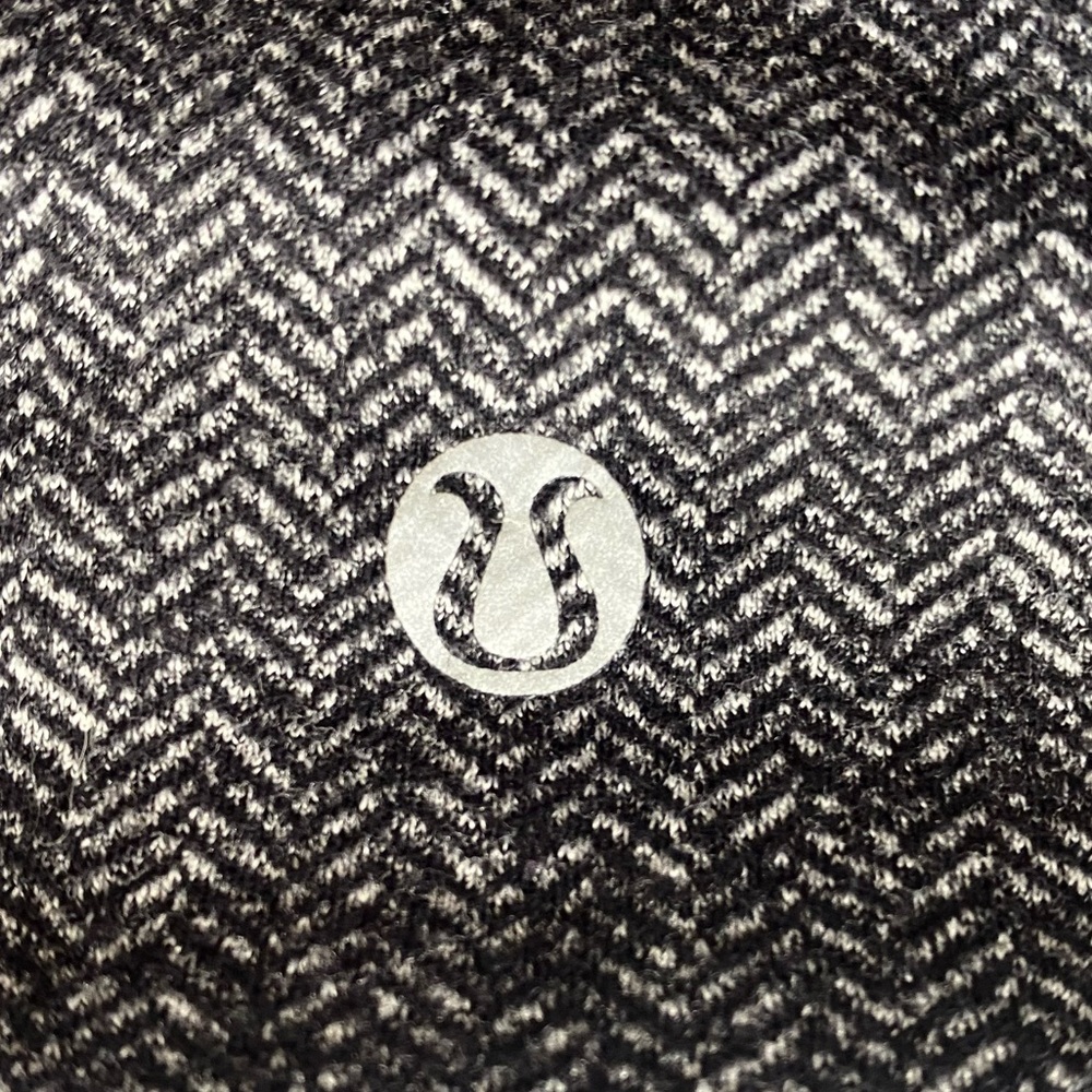 💕SALE💕 Lululemon Heather Gray Wunder Under - Picture 4 of 7